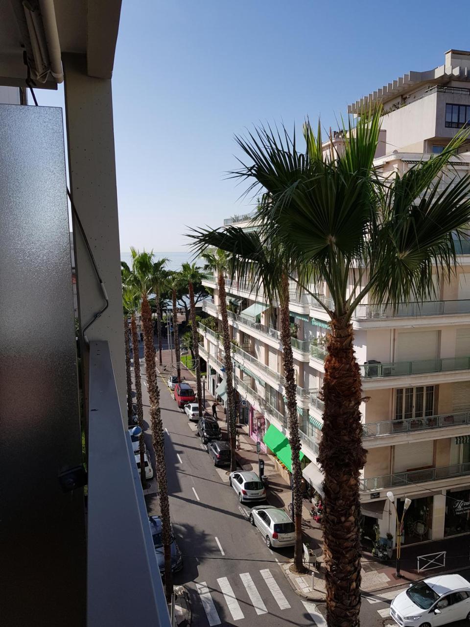 Residence Couleurs Soleil, Juan Les Pins Антиб Экстерьер фото